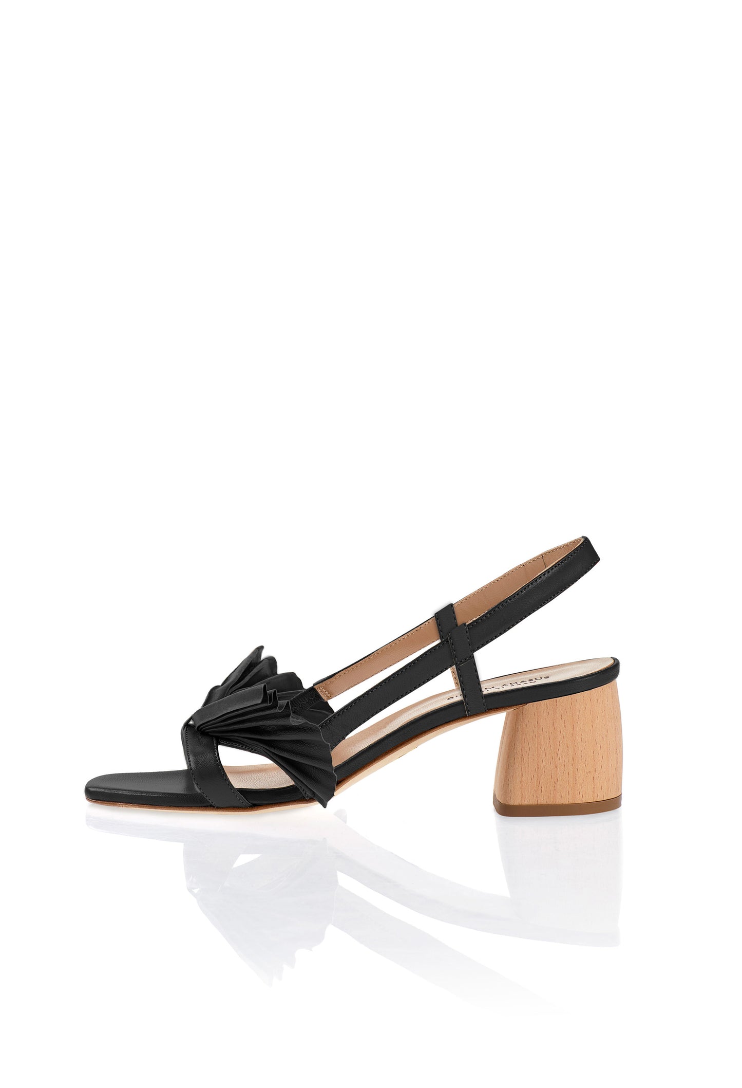 Cereza Sandal in Black