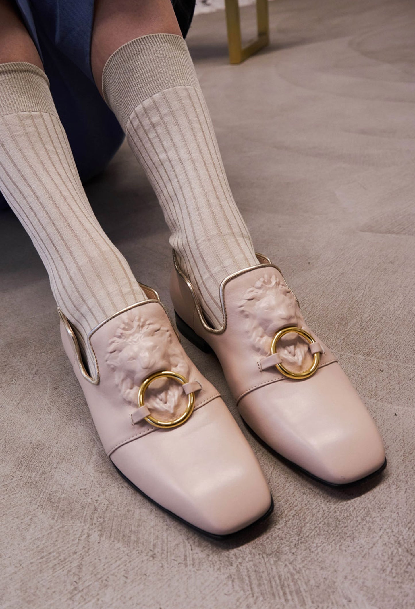 Iris Leone Flat In Cream